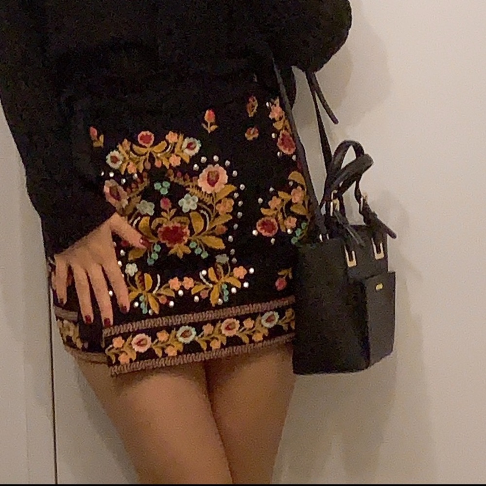 Zara mini skort - Picture 2 of 5